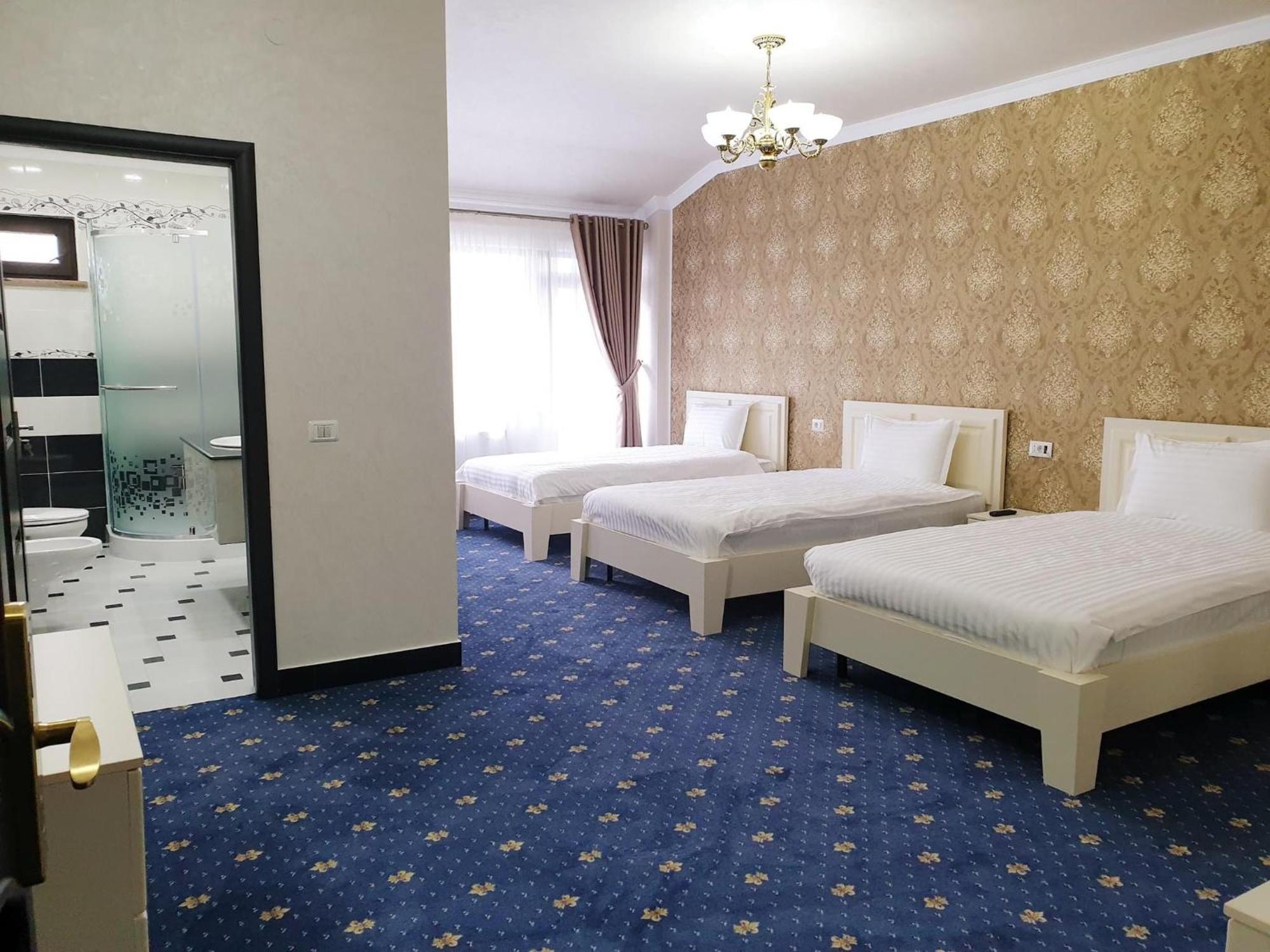 Hotel Bacsoridana Tecuci ภายนอก รูปภาพ